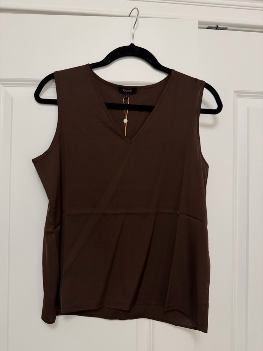 NWT Quince Washable Stretch Silk Tank - Picture 4 of 5